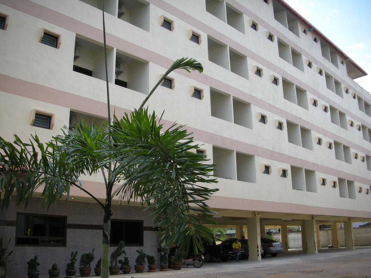 Veerasuda Condotel Ratchaburi Exterior foto