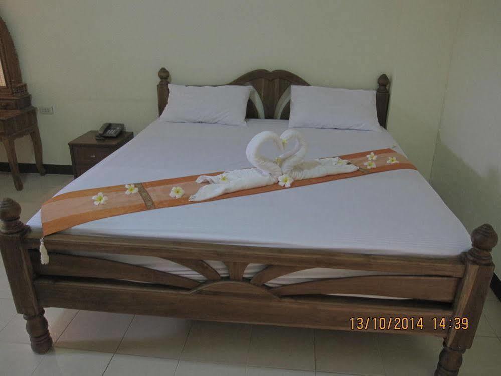 Veerasuda Condotel Ratchaburi Exterior foto