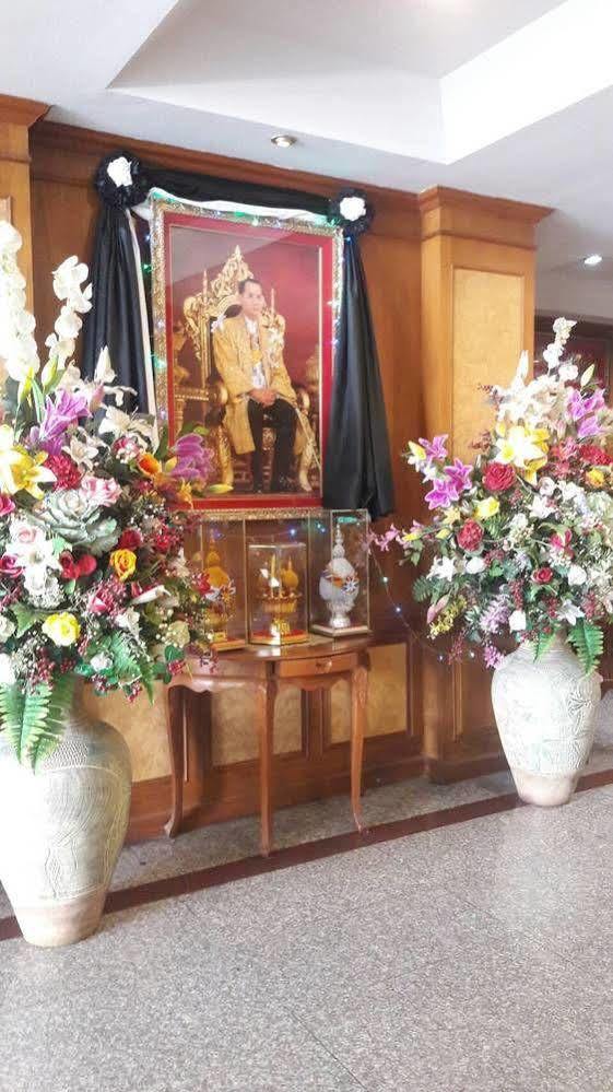 Veerasuda Condotel Ratchaburi Exterior foto